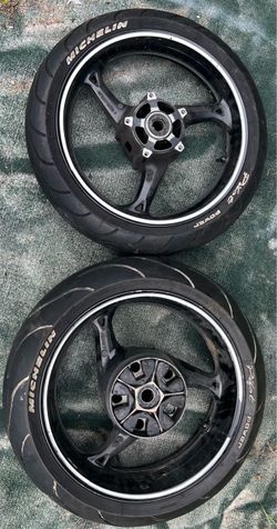 Motorcycle tires w/ rims