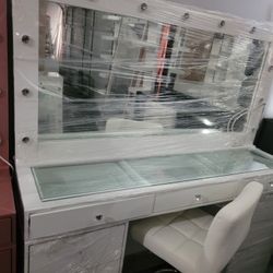 Makeup Vanity 