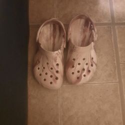 Crocs Size 11