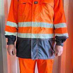 Helly Hansen hi visibility  rain jacket and bib pants 2XL