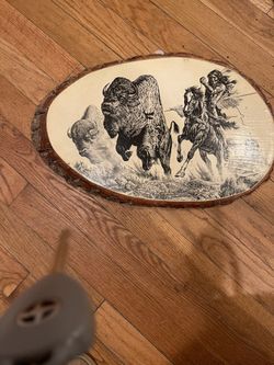 Buffalo Wood Wall Decor .