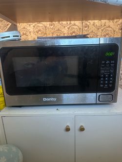 Danby Stainless Steel Microwave