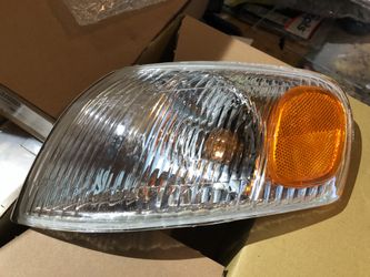 98/00 Toyota corolla headlights