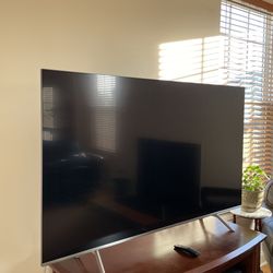 65" UHD 4K Flat Smart TV MU8000 - Series 8