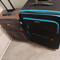 Rolling Luggage Bag With 4 Wheels $30 Each 