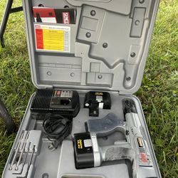 Senco DuraSpin DS200 14.4 V Cordless Drywall Screw Gun Charger 