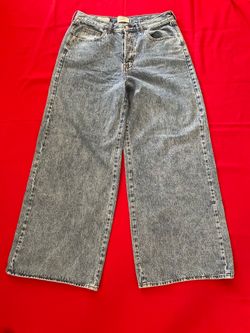 Universal Thred Mid Rise Super Wide Jeans Sz 10