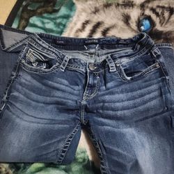 Vigoss Capris Size 10