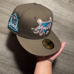 Anaheim Angels 7 1/4