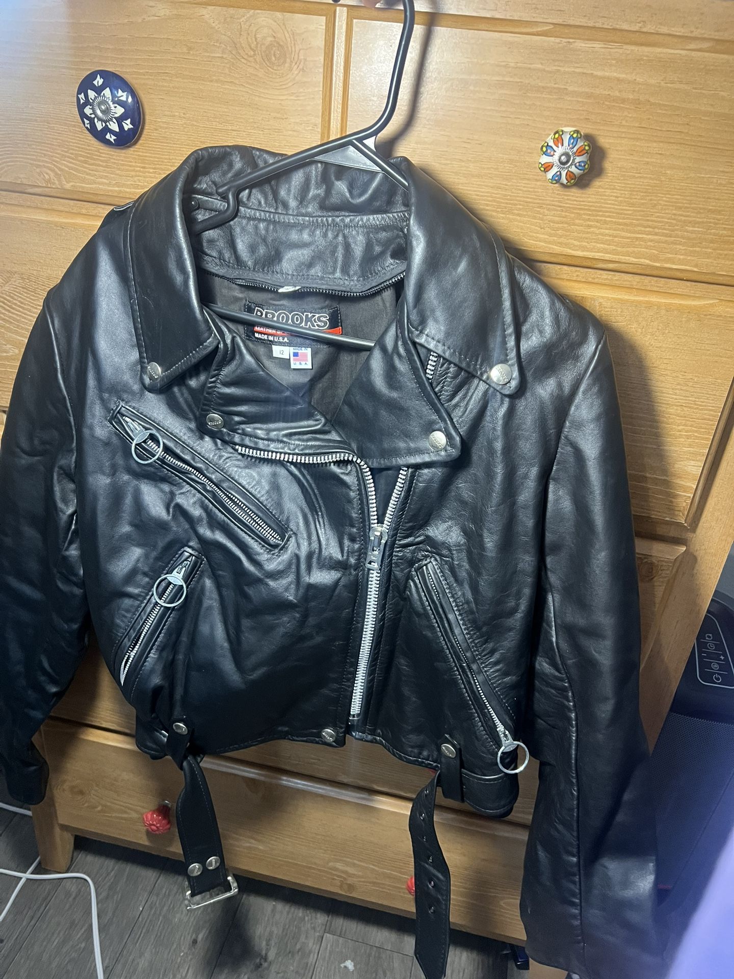 Vintage “BROOKS” Leather Jacket (Size 12) 