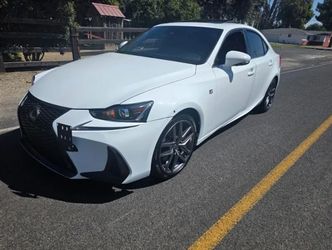 2017 Lexus IS