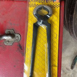 Brand New 8” Carpenter’s Pincers – Nail Puller / End Cutters