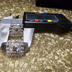 15mm Round Center Emerald Border