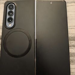 Samsung z  fold 4 very good condition nothing wrong everything works good. the AT&T  carrier.