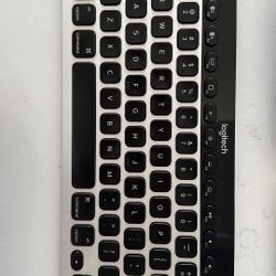 Logitech Bluetooth Keyboard K811