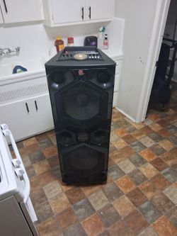 iPHOENIX Bluetooth Speaker