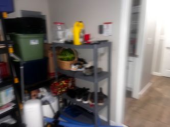Storage/shelf