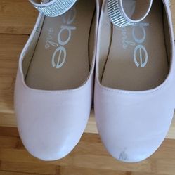 Girls shoes size 2
