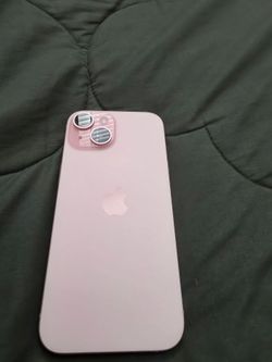 IPhone 15 pink 128 GB