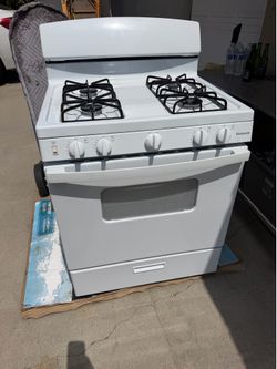 HOTPOINT STOVE