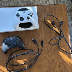 Xbox S w/ 2 Controllers