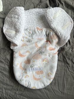 11 Swaddles
