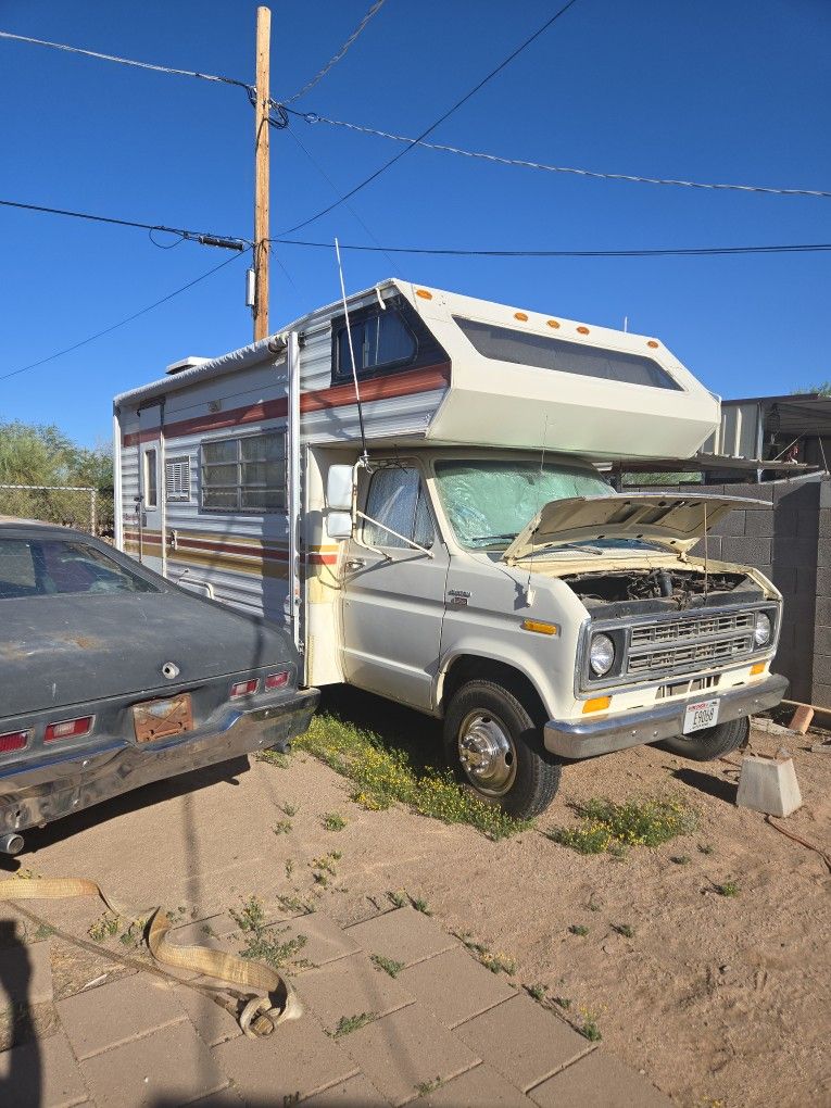 1977 FORD RV Camper