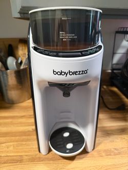 Baby Brezza dispenser