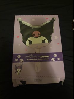 Kuromi hand mirror