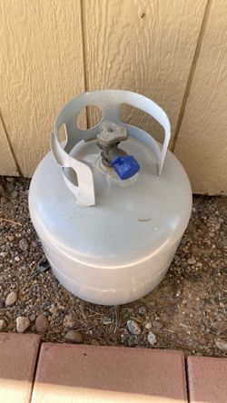 Propane tank new and full