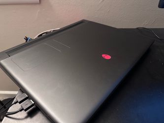 Alienware m18 R2 18" Gaming Laptop | i7-14700HX | RTX 4070 | 16GB RAM