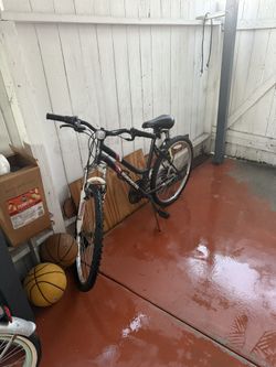 Mountain Bike Roadmaster (used) 