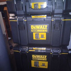 DeWalt Tough System 2.0 Lock In Roll Out  20w /24d / 38 3/10 H  All Tool Storage Chests In Side Rolling Tool Box 