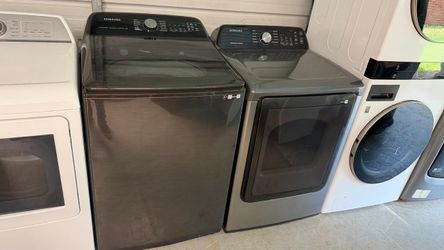 Washer and dryer set (Samsung top load)