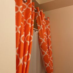Orange Bathroom Decor 