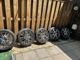 Universal five chrome rims 20 inch with tires