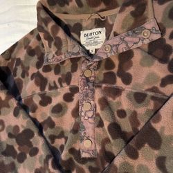 Burton Fleece Pullover Jacket – Size Small 🤎💚🩷