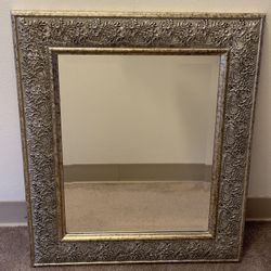 Vintage Lori  Floral Wall Mirror – Spring 2004 – Solid Quality