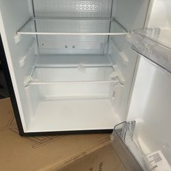 Vissani 2.6 Cu. Ft. Mini Refrigerator in Black, ENERGY STAR    