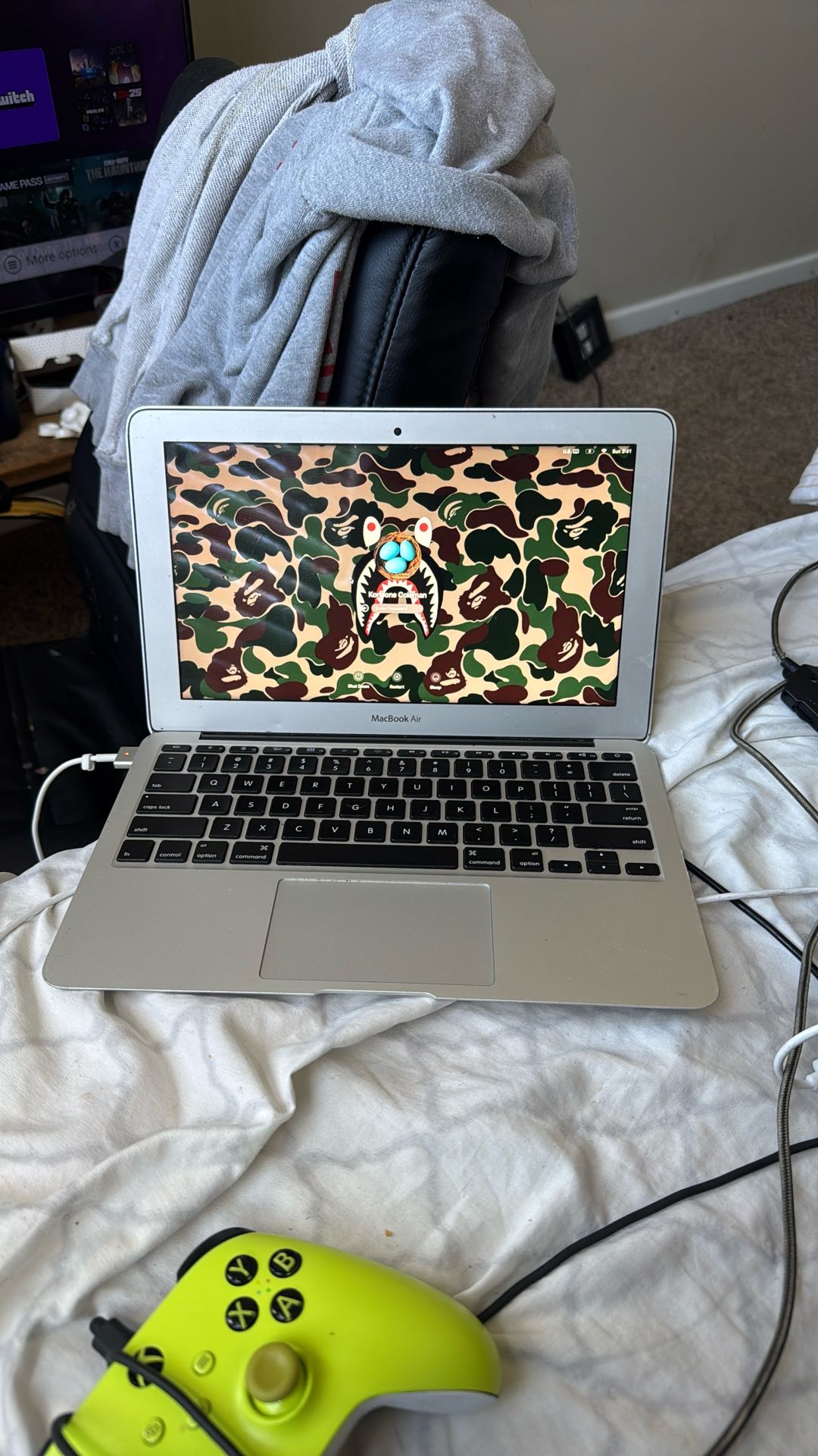 MacBook