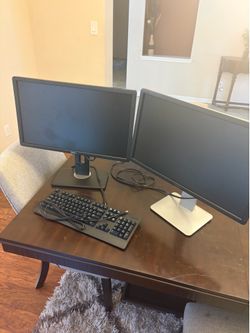 DELL 24’ Monitors