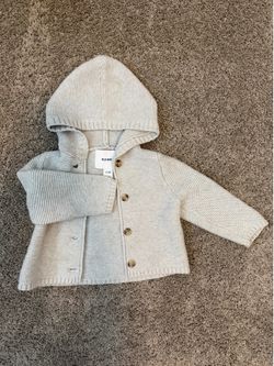 Old navy sweater