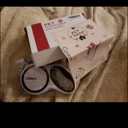 Retractable dog leash.