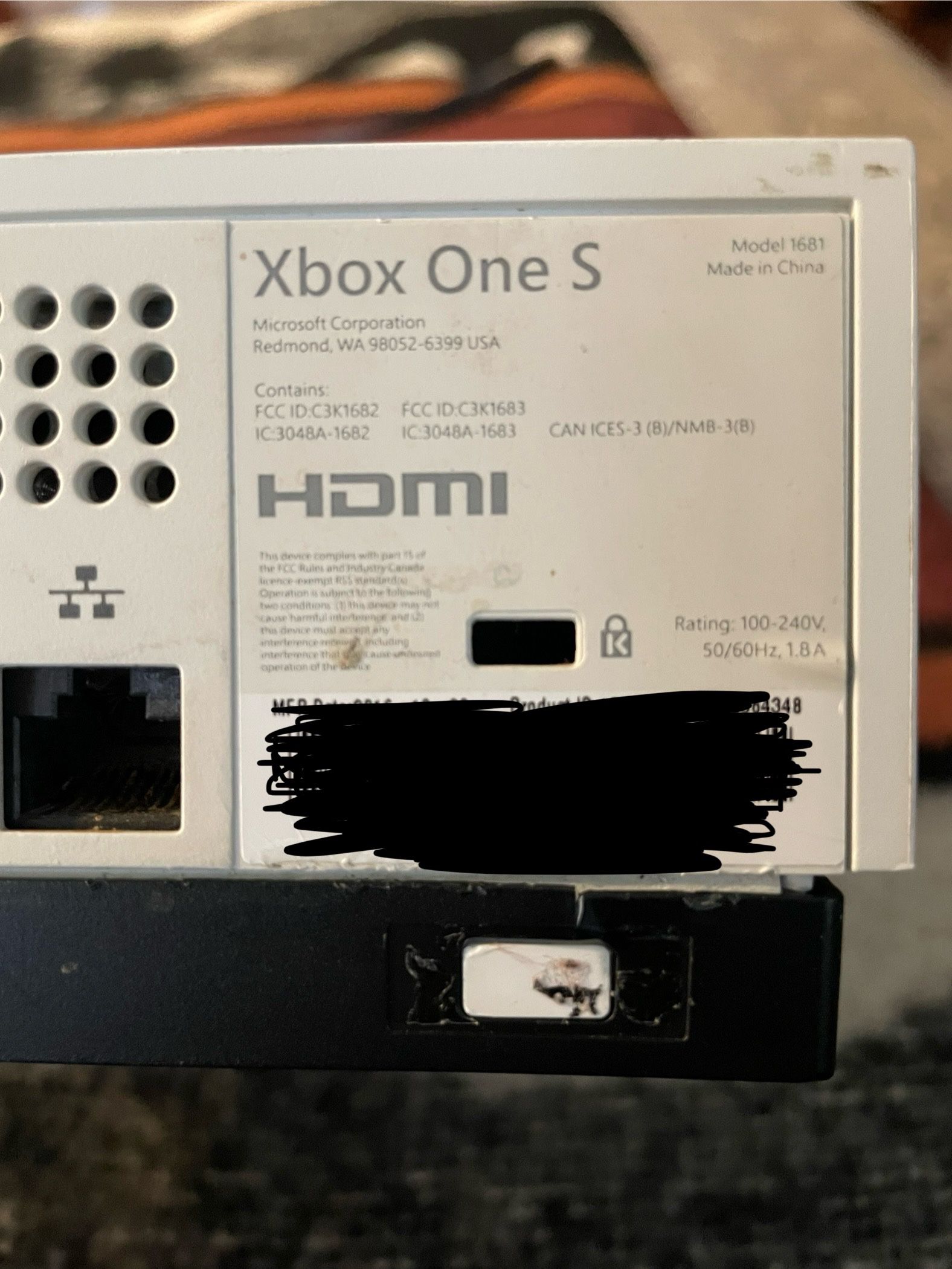 Xbox One S - Parts Only