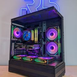 RTX 4070 // Ryzen 7 5800xt // 32GB RAM // 1TB Gen4 NVMe SSD // WiFi