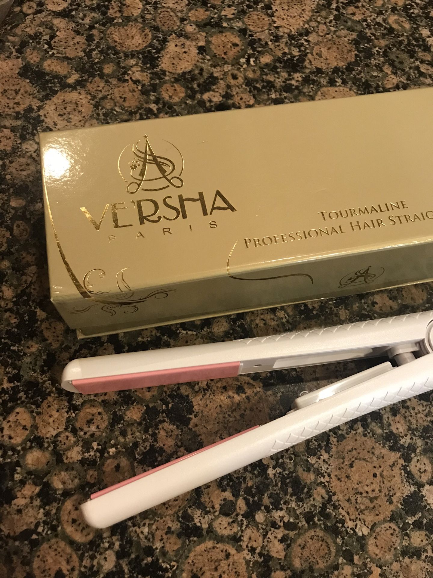 Versha tourmaline hair straightener