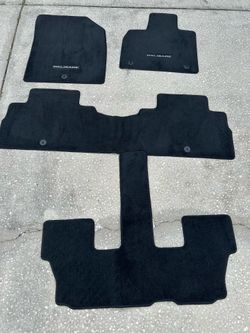 Palisade floor mats Oem new