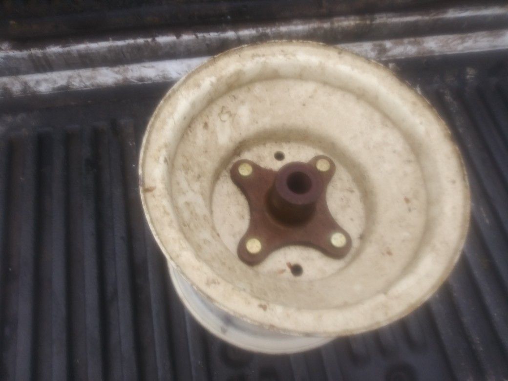 Cub cadet riding mowers rims