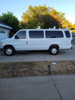 2003 Ford E-350