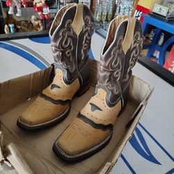 Men's Cowboy Boots, Like New, Size 10 - $65 OBO
